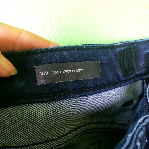 Kut from the Kloth Mid Rise Women's Viv Toothpick Skinny Denim Jeans Size 6 - Picture 11 of 11